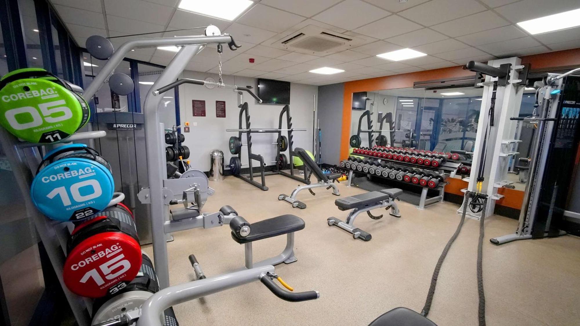 Hilton East Midlands Airport Hotel 4*